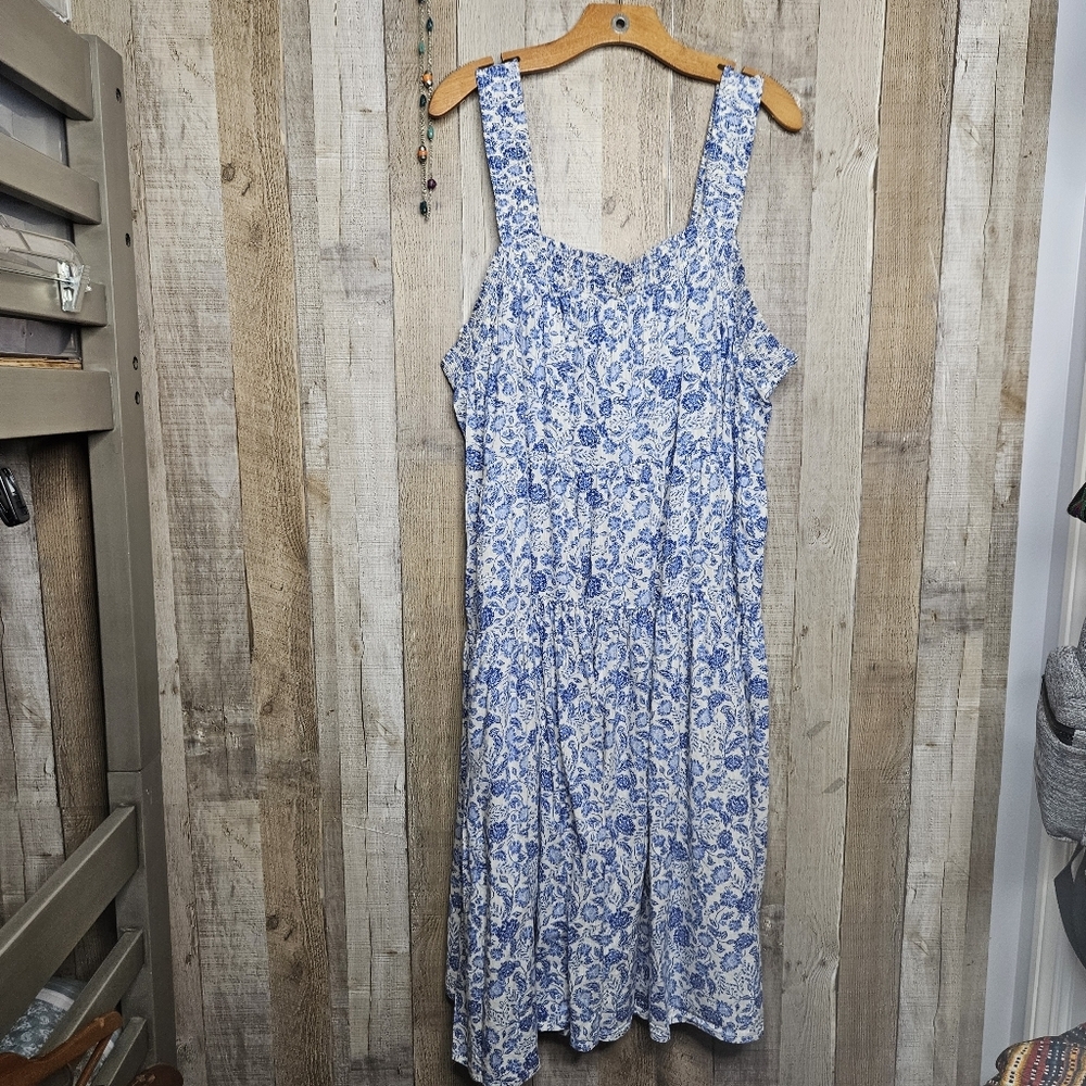 Old Navy Blue and White Floral Midi Dress